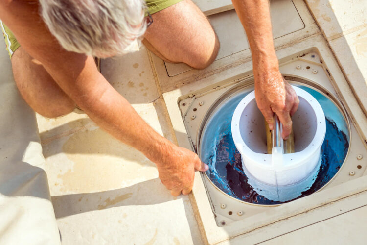 Should You Try to Fix Your Pool Filter or Hire a Professional service